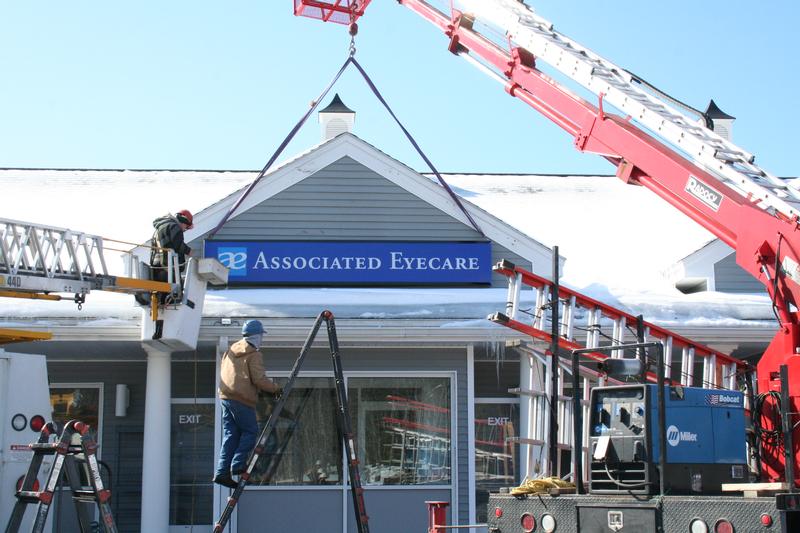 Associate Eyecare wall sign install